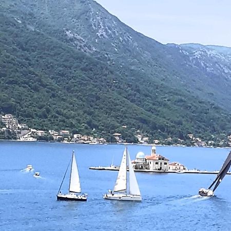 Bella Vista Zmukic Appartement Perast Buitenkant foto