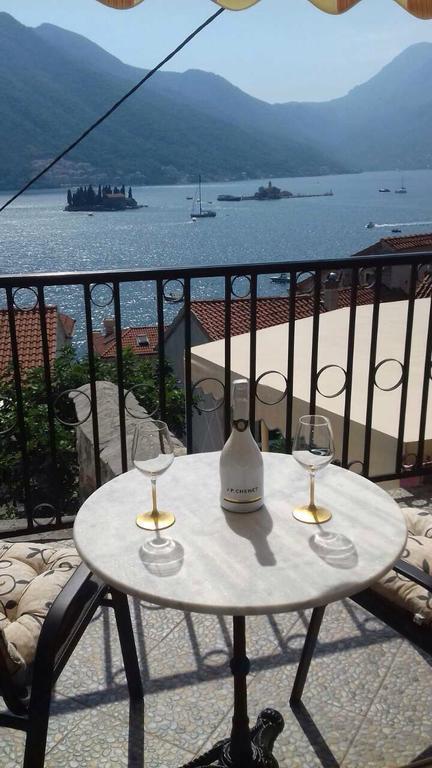 Bella Vista Zmukic Appartement Perast Buitenkant foto