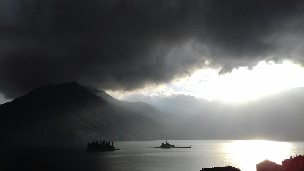 Bella Vista Zmukic Appartement Perast Buitenkant foto